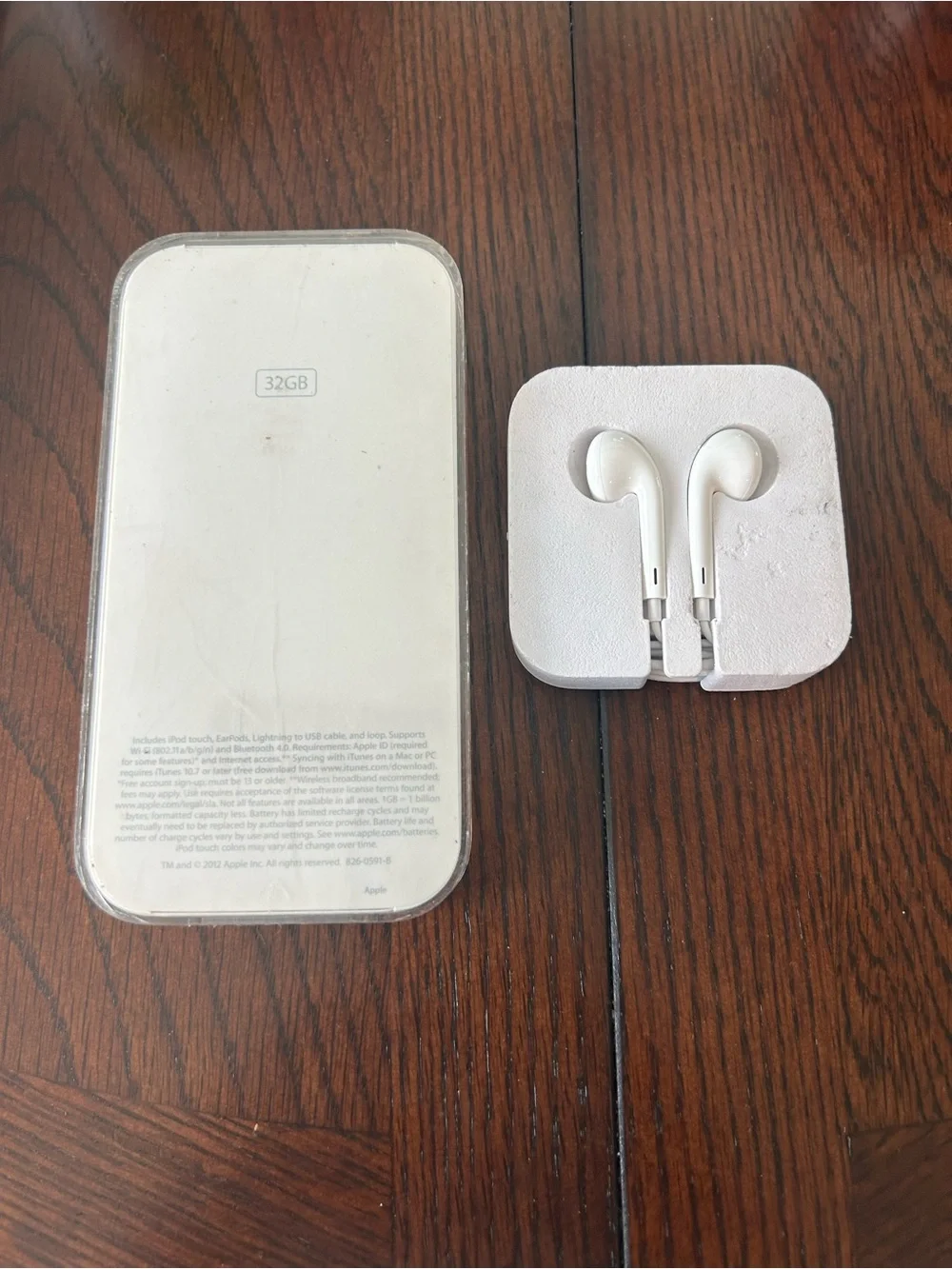 Apple OEM Wired White Ear Buds iPhone iPad iPod 3.5mm Aux Jack Headphones Read